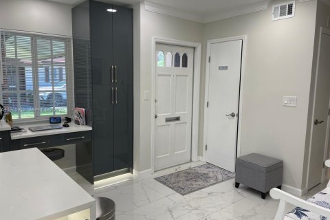 Casa en venta en Coral Springs, Florida, 2 dormitorios, 97.36 m2 № 2002421 - foto 4