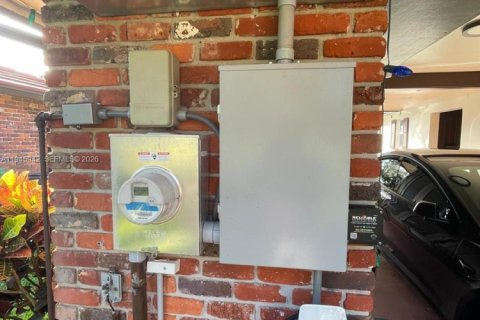 Casa en venta en Coral Springs, Florida, 2 dormitorios, 97.36 m2 № 2002421 - foto 30