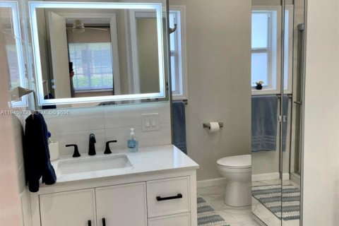 Casa en venta en Coral Springs, Florida, 2 dormitorios, 97.36 m2 № 2002421 - foto 19