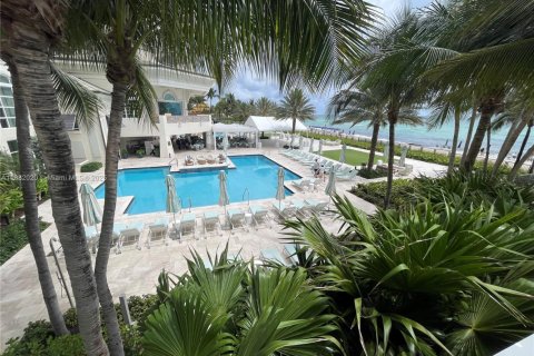 Copropriété à vendre à Sunny Isles Beach, Floride: 4 chambres, 346.99 m2 № 1929395 - photo 19