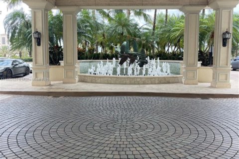Copropriété à vendre à Sunny Isles Beach, Floride: 4 chambres, 346.99 m2 № 1929395 - photo 3
