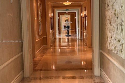 Copropriété à vendre à Sunny Isles Beach, Floride: 4 chambres, 346.99 m2 № 1929395 - photo 24