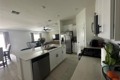 House in Parrish, Florida 3 bedrooms, 144.46 sq.m. № 1523373 - photo 5