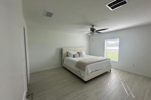 House in Parrish, Florida 3 bedrooms, 144.46 sq.m. № 1523373 - photo 9