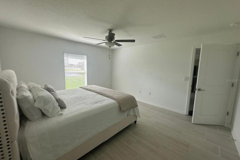 House in Parrish, Florida 3 bedrooms, 144.46 sq.m. № 1523373 - photo 10