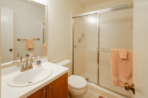 Купить таунхаус в Ройял-Палм-Бич, Флорида 3 комнаты, 120.59м2, № 2083856 - фото 11