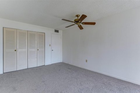 Condo in Bradenton, Florida, 1 bedroom  № 1323574 - photo 14