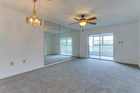 Condo in Bradenton, Florida, 1 bedroom  № 1323574 - photo 4