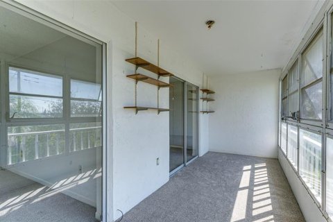 Condo in Bradenton, Florida, 1 bedroom  № 1323574 - photo 20