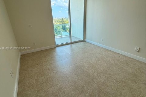 Condo in Miami, Florida, 1 bedroom  № 2086966 - photo 14