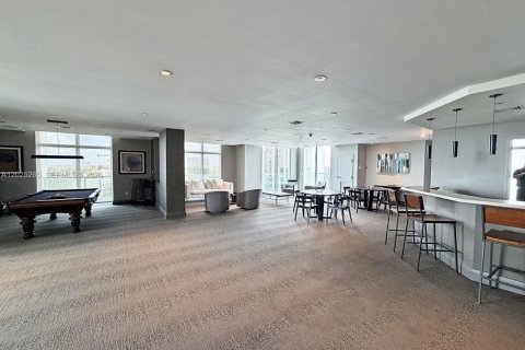 Condo in Miami, Florida, 1 bedroom  № 2086966 - photo 24
