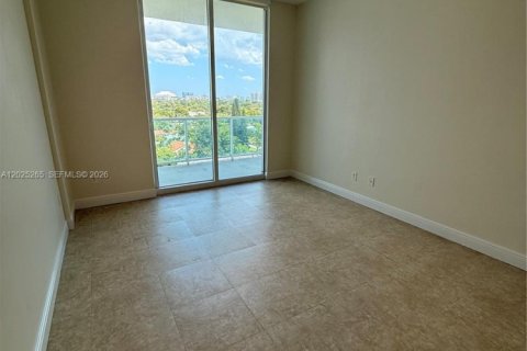 Condo in Miami, Florida, 1 bedroom  № 2086966 - photo 12