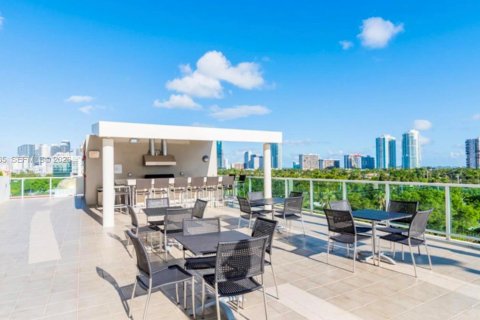 Condo in Miami, Florida, 1 bedroom  № 2086966 - photo 21