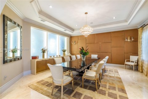 Casa en venta en Coral Gables, Florida, 9 dormitorios, 928.74 m2 № 2242170 - foto 12