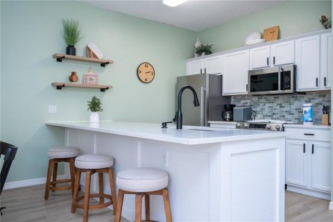 Adosado en venta en Kissimmee, Florida, 4 dormitorios, 151.99 m2 № 2204529 - foto 9