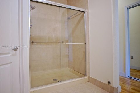 Adosado en venta en Doral, Florida, 3 dormitorios, 206.8 m2 № 1776498 - foto 15