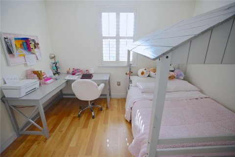 Adosado en venta en Doral, Florida, 3 dormitorios, 206.8 m2 № 1776498 - foto 9