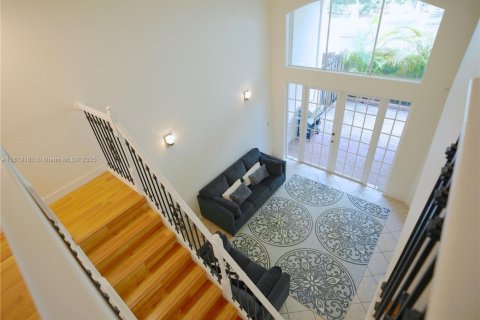 Adosado en venta en Doral, Florida, 3 dormitorios, 206.8 m2 № 1776498 - foto 8