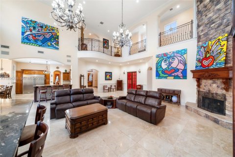 House in Miami, Florida 8 bedrooms, 621.89 sq.m. № 2081094 - photo 21