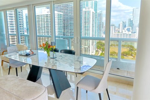 Снять в аренду квартиру в Майами, Флорида 2 спальни, 140.19м2, № 2031158 - фото 26