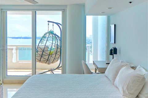 Снять в аренду квартиру в Майами, Флорида 2 спальни, 140.19м2, № 2031158 - фото 13