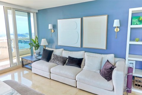 Снять в аренду квартиру в Майами, Флорида 2 спальни, 140.19м2, № 2031158 - фото 25