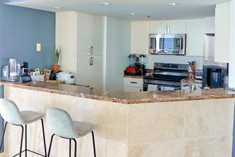 Снять в аренду квартиру в Майами, Флорида 2 спальни, 140.19м2, № 2031158 - фото 30