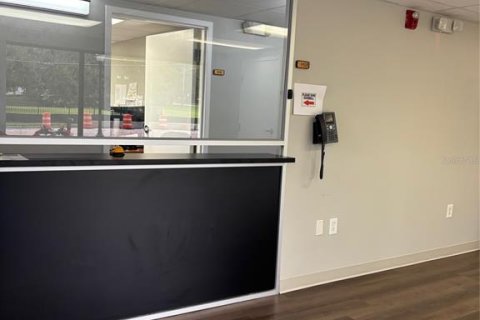 Immobilier commercial à vendre à Orlando, Floride: 921.4 m2 № 1854287 - photo 12