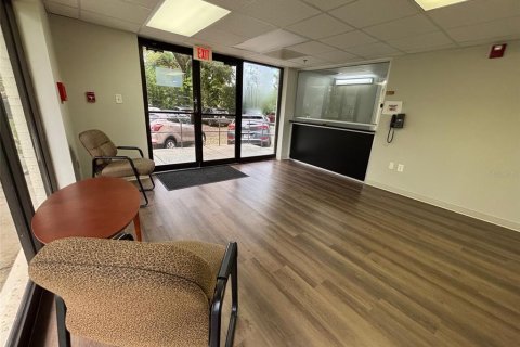 Immobilier commercial à vendre à Orlando, Floride: 921.4 m2 № 1854287 - photo 11