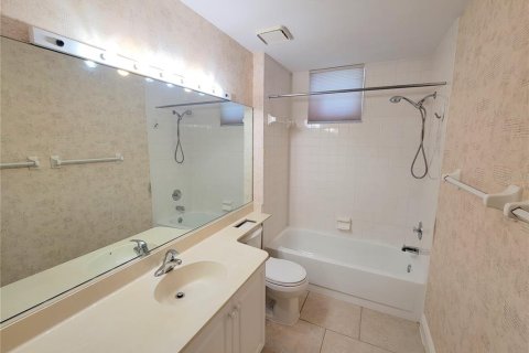 Condominio en alquiler en Bradenton, Florida, 2 dormitorios, 142.51 m2 № 2228236 - foto 18