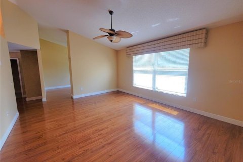 Condominio en alquiler en Bradenton, Florida, 2 dormitorios, 142.51 m2 № 2228236 - foto 2