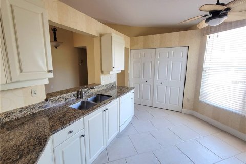 Condominio en alquiler en Bradenton, Florida, 2 dormitorios, 142.51 m2 № 2228236 - foto 6