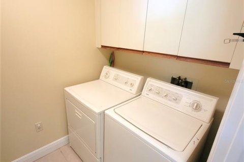 Condominio en alquiler en Bradenton, Florida, 2 dormitorios, 142.51 m2 № 2228236 - foto 19