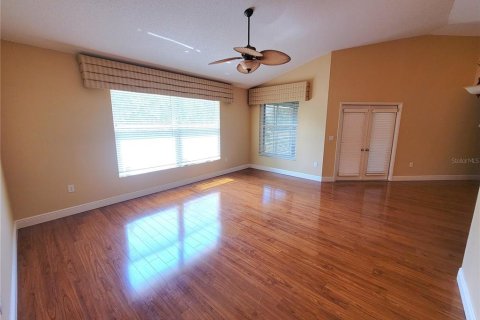 Condominio en alquiler en Bradenton, Florida, 2 dormitorios, 142.51 m2 № 2228236 - foto 3