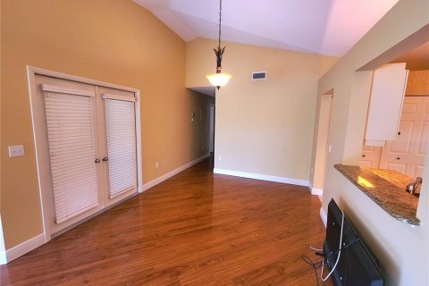 Condominio en alquiler en Bradenton, Florida, 2 dormitorios, 142.51 m2 № 2228236 - foto 4