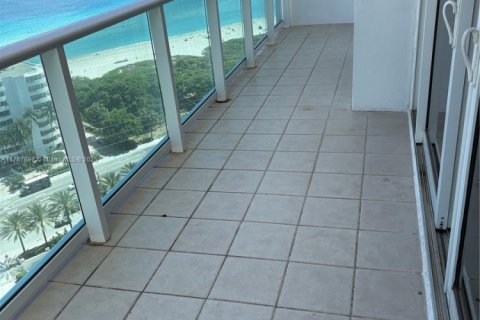 Condo in Sunny Isles Beach, Florida, 1 bedroom  № 1867512 - photo 4