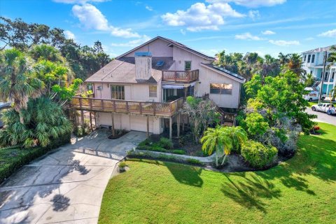 House in Palm Harbor, Florida 5 bedrooms, 313.64 sq.m. № 1808679 - photo 30