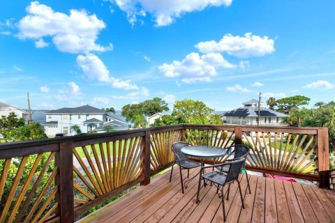 House in Palm Harbor, Florida 5 bedrooms, 313.64 sq.m. № 1808679 - photo 22