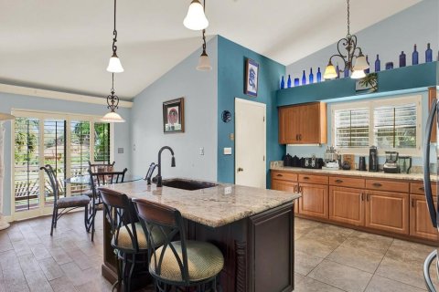 House in Palm Harbor, Florida 5 bedrooms, 313.64 sq.m. № 1808679 - photo 8