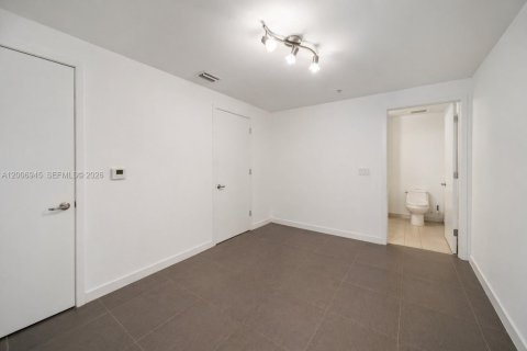 Купить кондоминиум в Майами, Флорида 1 спальня, 123.28м2, № 2090461 - фото 11