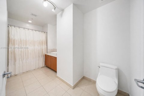 Купить кондоминиум в Майами, Флорида 1 спальня, 123.28м2, № 2090461 - фото 10