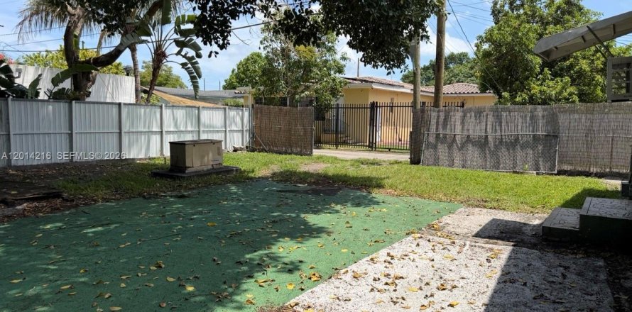 Casa en Miami, Florida 2 dormitorios, 88.26 m2 № 2076226