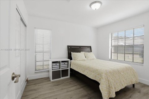 Villa ou maison à vendre à Miramar, Floride: 3 chambres, 157.28 m2 № 1985839 - photo 20