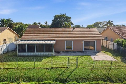 Villa ou maison à vendre à Miramar, Floride: 3 chambres, 157.28 m2 № 1985839 - photo 28