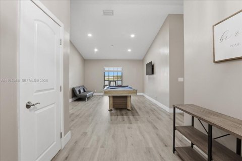 Villa ou maison à vendre à Miramar, Floride: 3 chambres, 157.28 m2 № 1985839 - photo 11