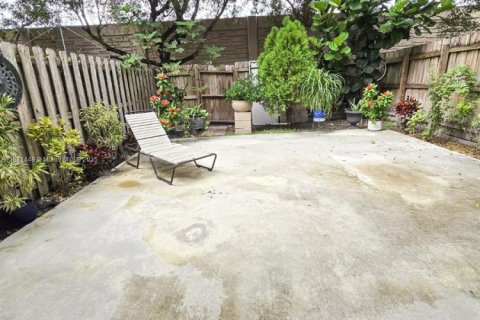 Adosado en venta en Homestead, Florida, 4 dormitorios, 147.9 m2 № 2012801 - foto 14