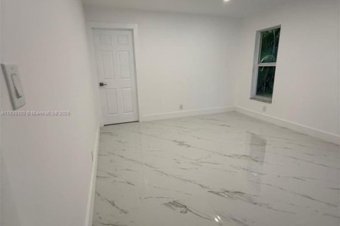 Villa ou maison à vendre à Coral Springs, Floride: 4 chambres, 194.54 m2 № 1827539 - photo 10