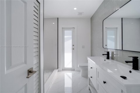 Villa ou maison à vendre à Coral Springs, Floride: 4 chambres, 194.54 m2 № 1827539 - photo 20