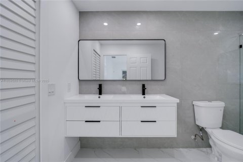 Villa ou maison à vendre à Coral Springs, Floride: 4 chambres, 194.54 m2 № 1827539 - photo 25