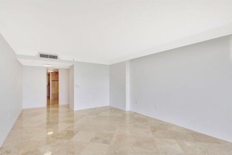 Купить кондоминиум в Теквеста, Флорида 5 комнат, 143.07м2, № 2083141 - фото 17